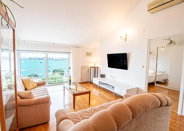 Apartment Umag Center Istria Croatia With Seaview By Rentistra